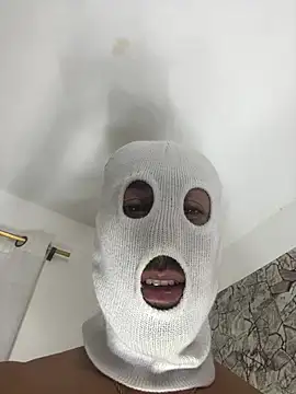 Snapshot of Alex_Teau chatting on January 2025 06:23:02 AM Alex Teau online show from January 2025 06:23:02 AM