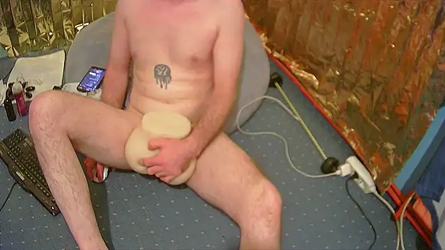 Snapshot of Markxen_cam chatting on February 2025 08:50:01 AM Markxen cam online show from February 2025 08:50:01 AM