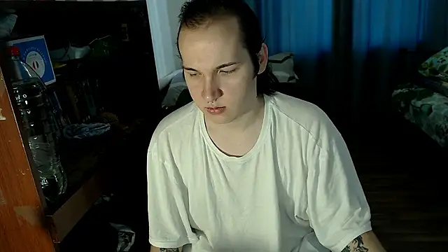 EvaMiron online show from March 2025 05:25:01 AM