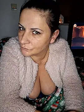 anaaamariaaaa online show from January 2026 05:18:01 PM