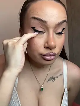 deliaroyal online show from March 2025 04:21:01 PM