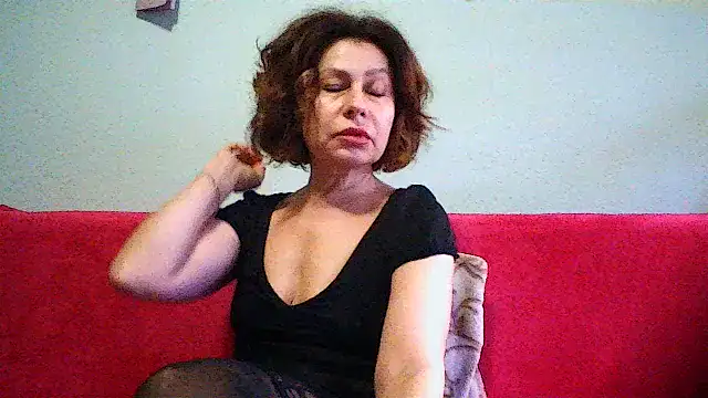 Mat Elenore online show from February 2026 07:04:02 AM