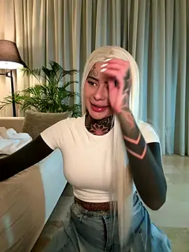 bambixboo online show from November 2025 10:42:02 PM