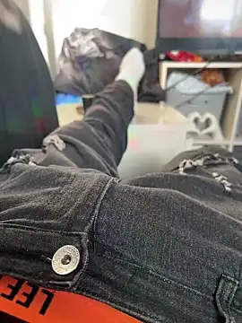 Curtislsuren online show from February 2025 03:31:01 PM