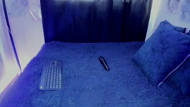 Snapshot of Keket_Smitth chatting on November 2025 08:21:01 PM Keket Smitth online show from November 2025 08:21:01 PM