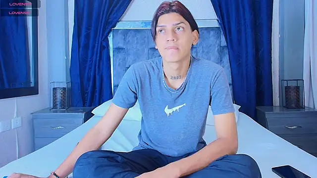 Snapshot of Samuelsince chatting on January 2025 03:09:02 AM Samuelsince online show from January 2025 03:09:02 AM