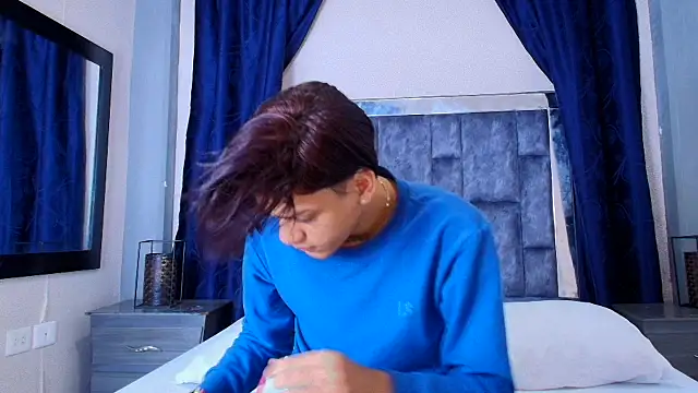 Snapshot of Samuelsince chatting on January 2025 05:18:02 AM Samuelsince online show from January 2025 05:18:02 AM