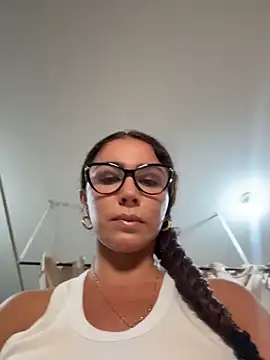 Snapshot of NINIK_STYLE chatting on May 2026 08:25:02 PM NINIK STYLE online show from May 2026 08:25:02 PM
