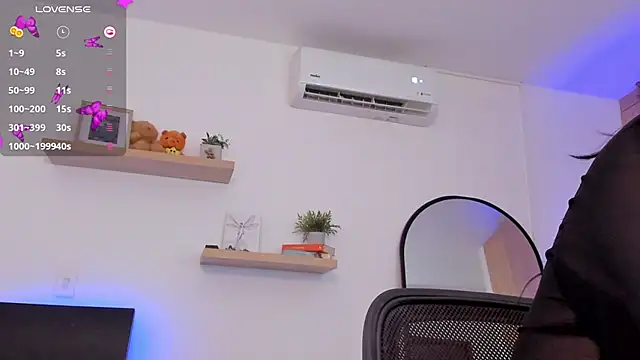 Snapshot of rose_saenz chatting on February 2025 01:02:02 AM rose saenz online show from February 2025 01:02:02 AM