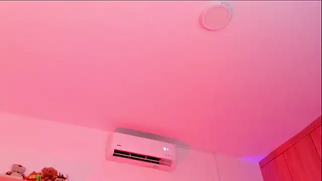 Snapshot of rose_saenz chatting on October 2025 07:46:02 PM rose saenz online show from October 2025 07:46:02 PM