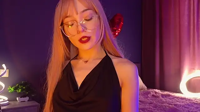 SandraBoyl online show from March 2025 04:25:02 AM