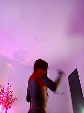 Elektra Queen online show from November 2025 01:00:02 PM