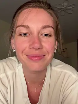 JasminJames online show from September 2025 09:30:01 PM