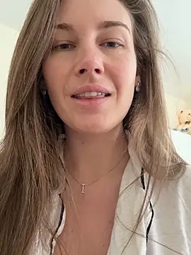 Snapshot of JasminJames chatting on May 2026 10:11:02 AM JasminJames online show from May 2026 10:11:02 AM