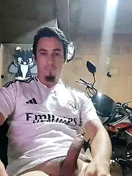 Snapshot of Rejy1992 chatting on January 2025 02:25:01 AM Rejy1992 online show from January 2025 02:25:01 AM