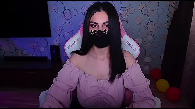 Snapshot of __Yasmina__ chatting on April 2026 05:24:01 AM Yasmina online show from April 2026 05:24:01 AM
