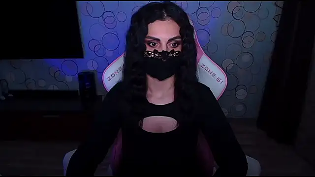 Snapshot of __Yasmina__ chatting on May 2026 04:52:01 AM Yasmina online show from May 2026 04:52:01 AM