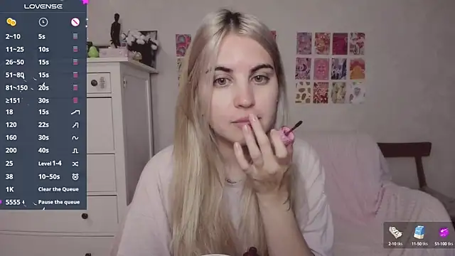 pawpaws online show from September 2025 06:04:02 AM