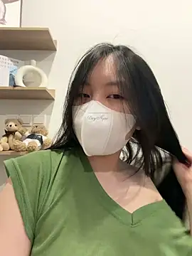 Snapshot of MEOW_MEO chatting on May 2026 04:11:02 PM MEOW MEO online show from May 2026 04:11:02 PM