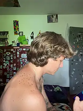 Snapshot of Tom_Krakow chatting on March 2025 06:44:02 PM Tom Krakow online show from March 2025 06:44:02 PM