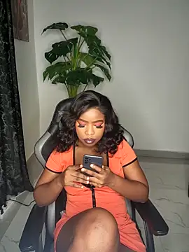 Snapshot of rosey_cheeks chatting on April 2026 06:01:01 PM rosey cheeks online show from April 2026 06:01:01 PM