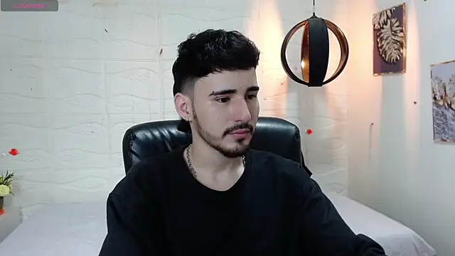 Snapshot of DmitriSanders chatting on December 2024 10:00:01 PM DmitriSanders online show from December 2024 10:00:01 PM