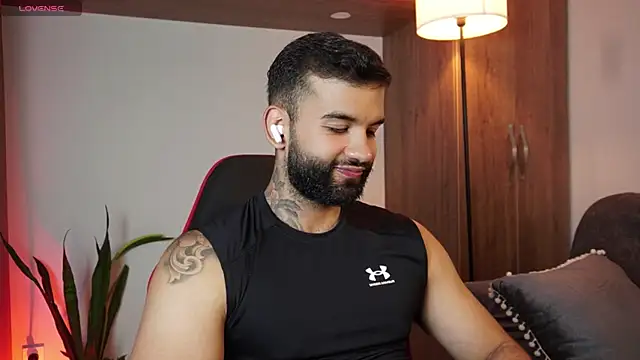 MarkHazze online show from November 2025 09:48:02 PM