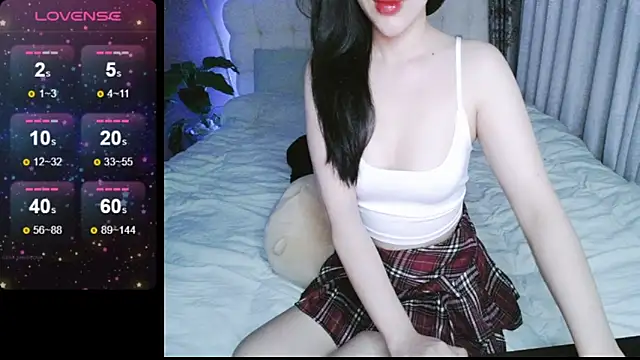 Snapshot of _Viviann_ chatting on December 2024 04:05:01 PM Viviann online show from December 2024 04:05:01 PM