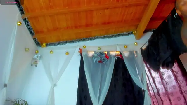 esteveen ortegas  online show from February 2026 05:43:02 PM