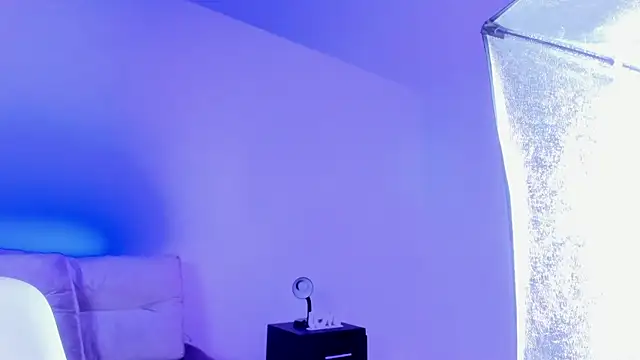 alicee smithh1 online show from September 2025 08:24:02 PM