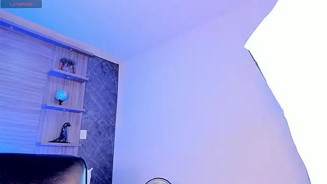 alicee smithh1 online show from September 2025 07:19:02 PM