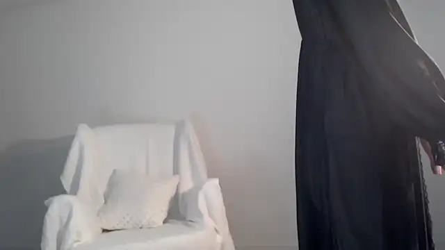 Lily 0000 online show from February 2025 01:28:02 PM