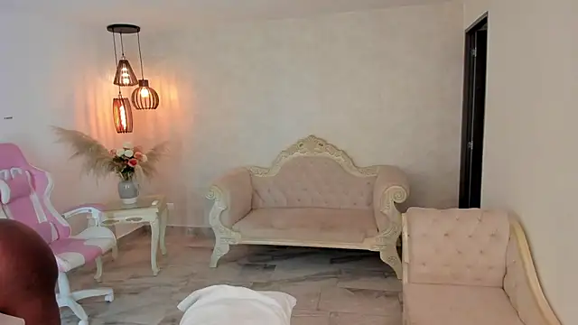 shantallknowless online show from January 2025 12:29:01 PM