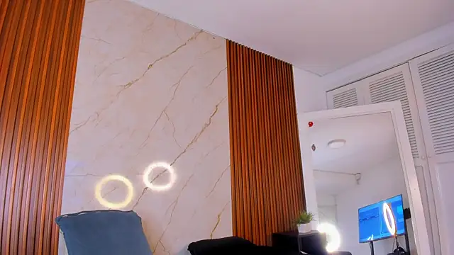 Snapshot of BRYXXXON1 chatting on February 2025 06:05:01 PM BRYXXXON1 online show from February 2025 06:05:01 PM