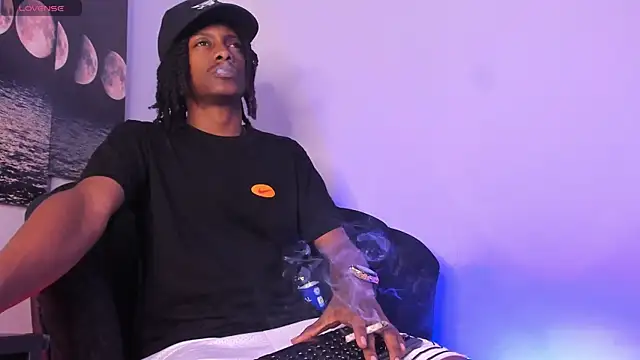 Snapshot of BRYXXXON1 chatting on September 2025 03:38:01 PM BRYXXXON1 online show from September 2025 03:38:01 PM