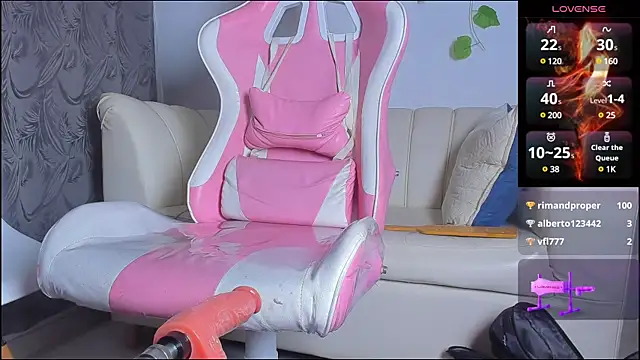 Issac james  online show from February 2025 07:49:01 AM