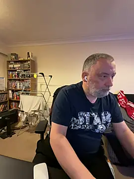 LondonTeffy online show from January 2025 10:08:01 PM