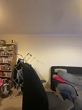 LondonTeffy online show from January 2025 10:34:01 PM