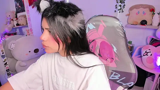 Snapshot of cutestephuwu chatting on October 2025 10:10:02 PM cutestephuwu online show from October 2025 10:10:02 PM