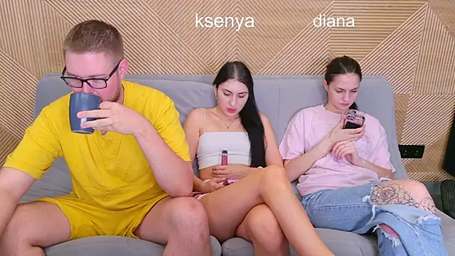 Ksenny online show from May 2026 05:34:01 AM
