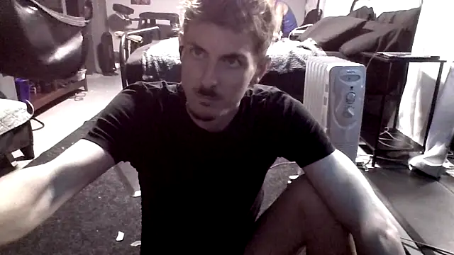 Snapshot of Paulhenry chatting on April 2026 07:26:02 AM Paulhenry online show from April 2026 07:26:02 AM