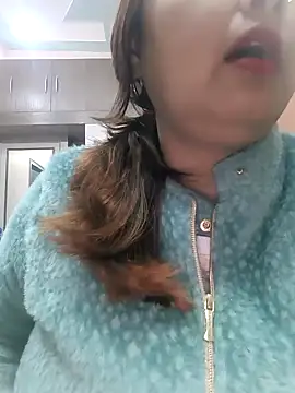 Snapshot of Dianaa9 chatting on January 2025 05:58:01 PM Dianaa9 online show from January 2025 05:58:01 PM