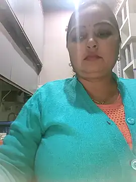 Snapshot of Dianaa9 chatting on January 2025 06:52:01 PM Dianaa9 online show from January 2025 06:52:01 PM