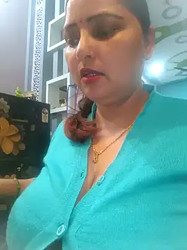 Snapshot of Dianaa9 chatting on February 2025 08:18:02 AM Dianaa9 online show from February 2025 08:18:02 AM