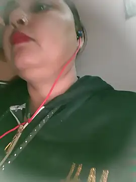 Snapshot of Dianaa9 chatting on February 2025 07:29:01 AM Dianaa9 online show from February 2025 07:29:01 AM