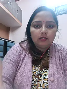 Snapshot of Dianaa9 chatting on February 2025 03:35:01 PM Dianaa9 online show from February 2025 03:35:01 PM