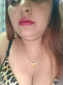 Snapshot of Dianaa9 chatting on October 2025 08:00:02 PM Dianaa9 online show from October 2025 08:00:02 PM