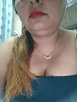 Snapshot of Dianaa9 chatting on November 2025 07:31:01 AM Dianaa9 online show from November 2025 07:31:01 AM