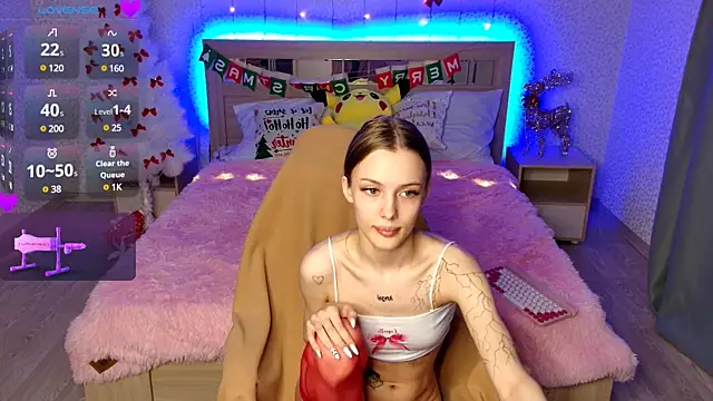 Snapshot of LesyaHayes chatting on December 2024 05:37:02 PM LesyaHayes online show from December 2024 05:37:02 PM