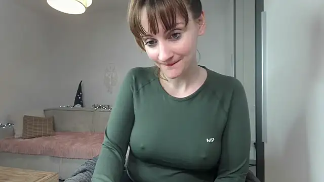 victoirenextdoor online show from December 2024 09:28:01 PM